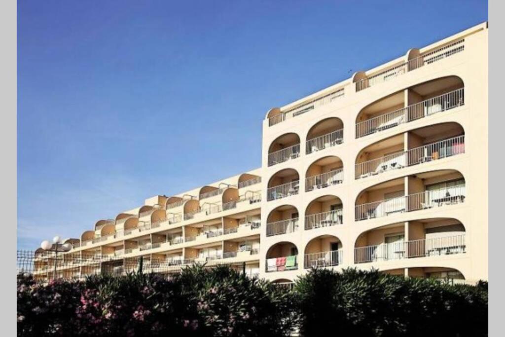 Escapade Au Port Διαμέρισμα Ιέρ Εξωτερικό φωτογραφία